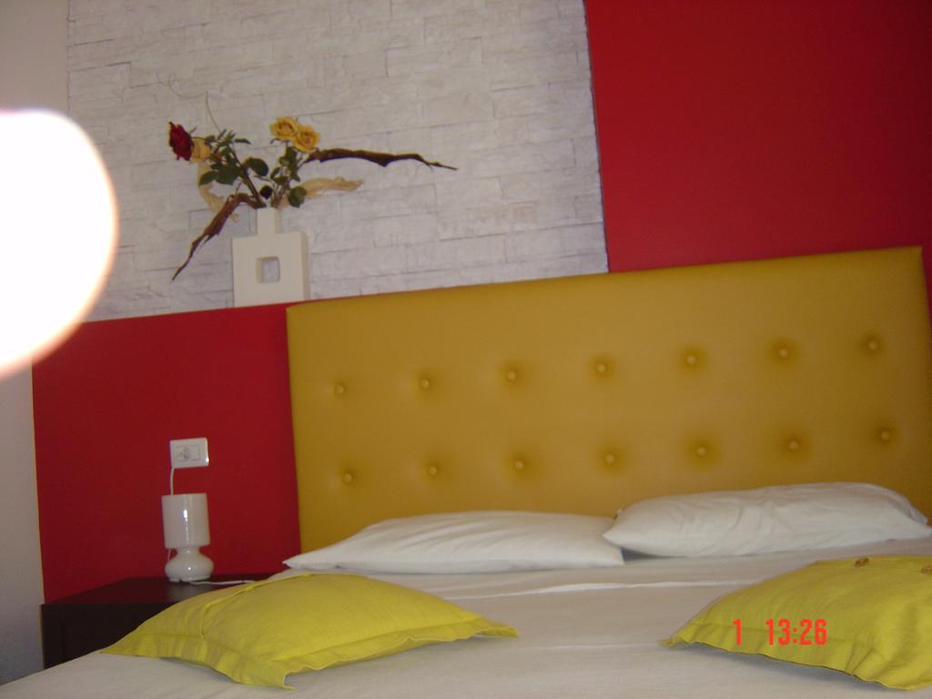 Bcomfort Hotel Cagliari Room photo