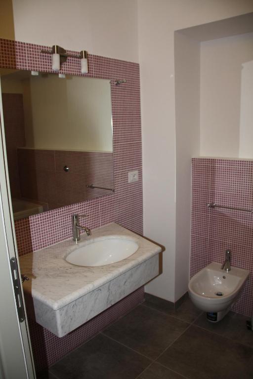 Bcomfort Hotel Cagliari Exterior photo