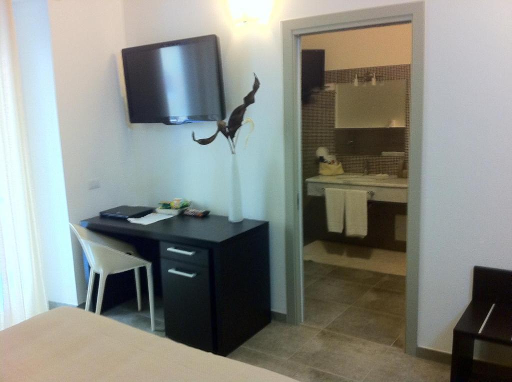 Bcomfort Hotel Cagliari Exterior photo